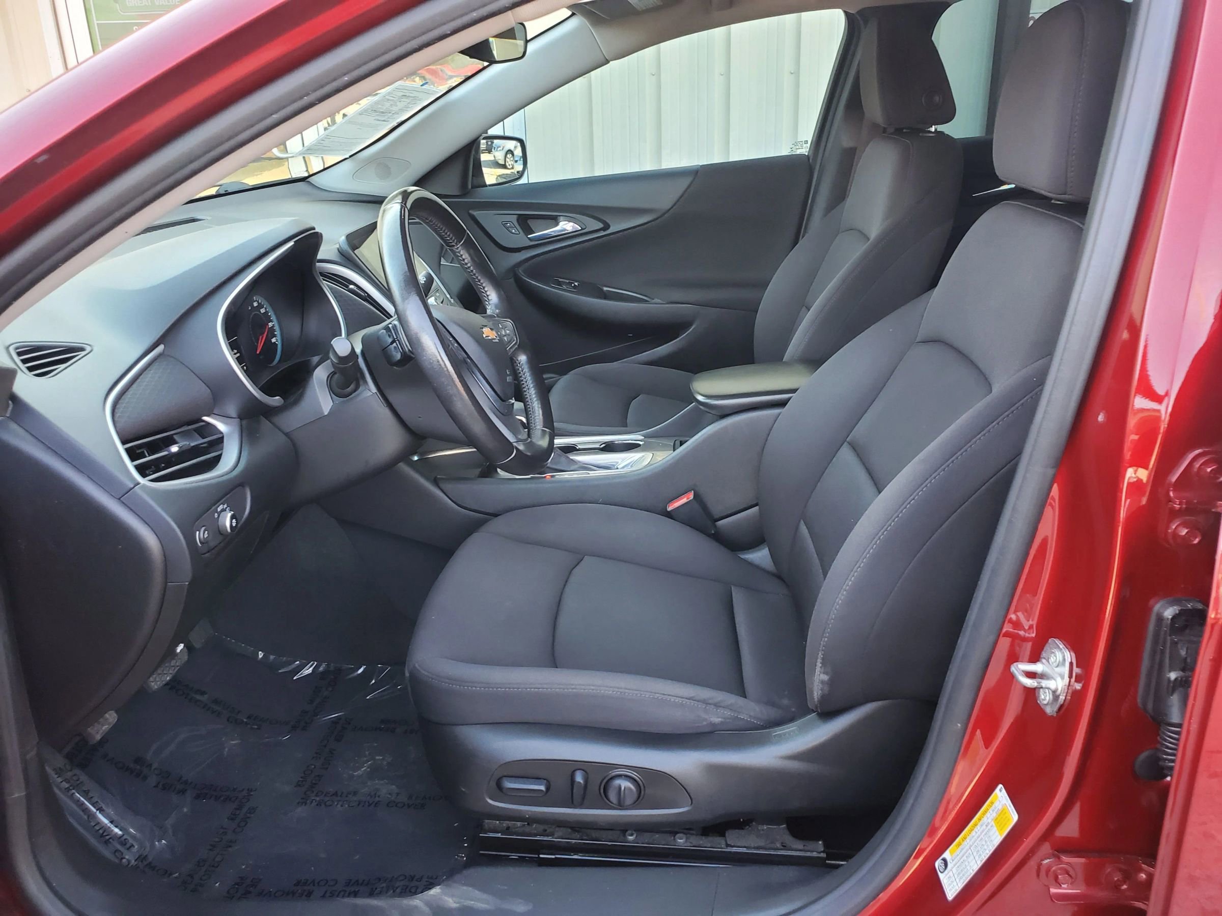 Used 2021 Chevrolet Malibu RS FWD image 25