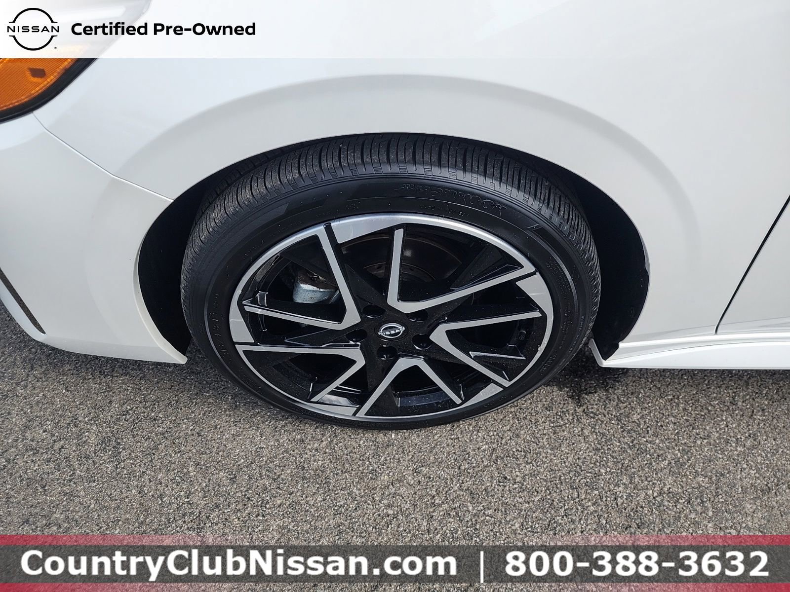 Certified 2024 Nissan Sentra SR w/ Lighting Package FWD image 31