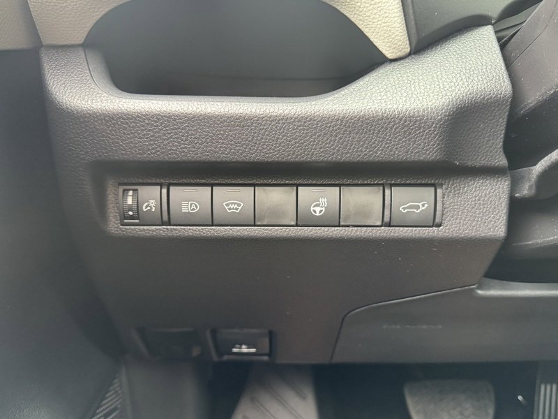 New 2025 Toyota RAV4 XLE image 29