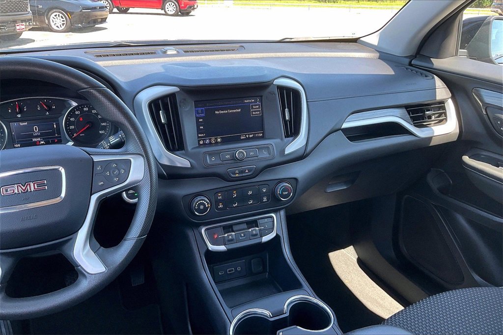 Certified 2024 GMC Terrain SLE image 9