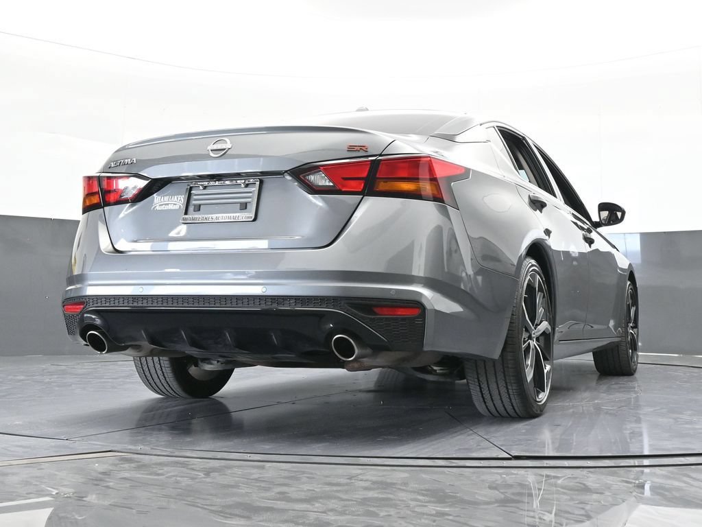 Used 2024 Nissan Altima 2.5 SR FWD image 55