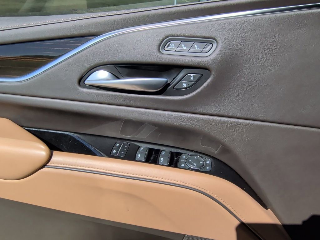 Used 2023 Cadillac Escalade Premium Luxury w/ LPO, Radiant Package image 12
