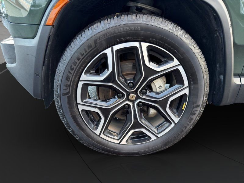 Used 2023 Rivian R1T Adventure image 21