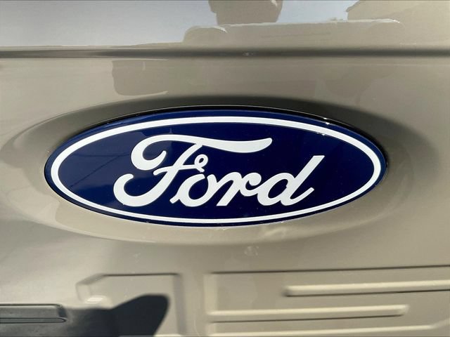 Used 2025 Ford F150 Lariat w/ Equipment Group 501A Mid AWD/4WD image 27