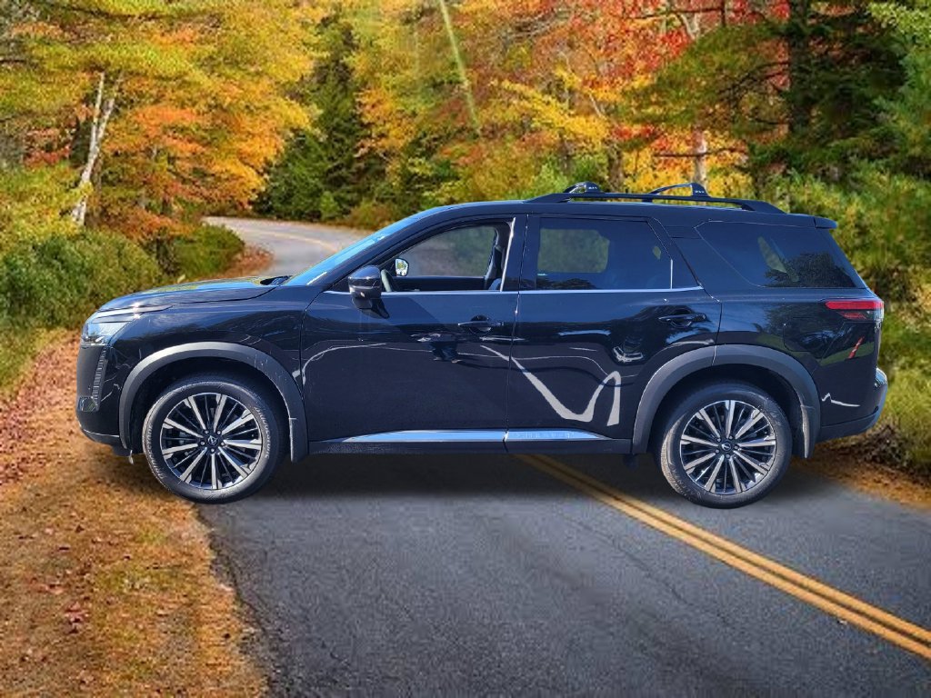 New 2026 Nissan Pathfinder Platinum w/ Cargo Package AWD/4WD image 8