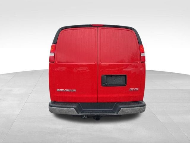New 2026 GMC Savana 3500 w/ Driver Convenience Package RWD image 5
