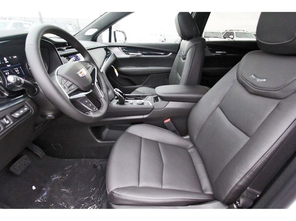 New 2026 Cadillac XT5 Premium Luxury image 6