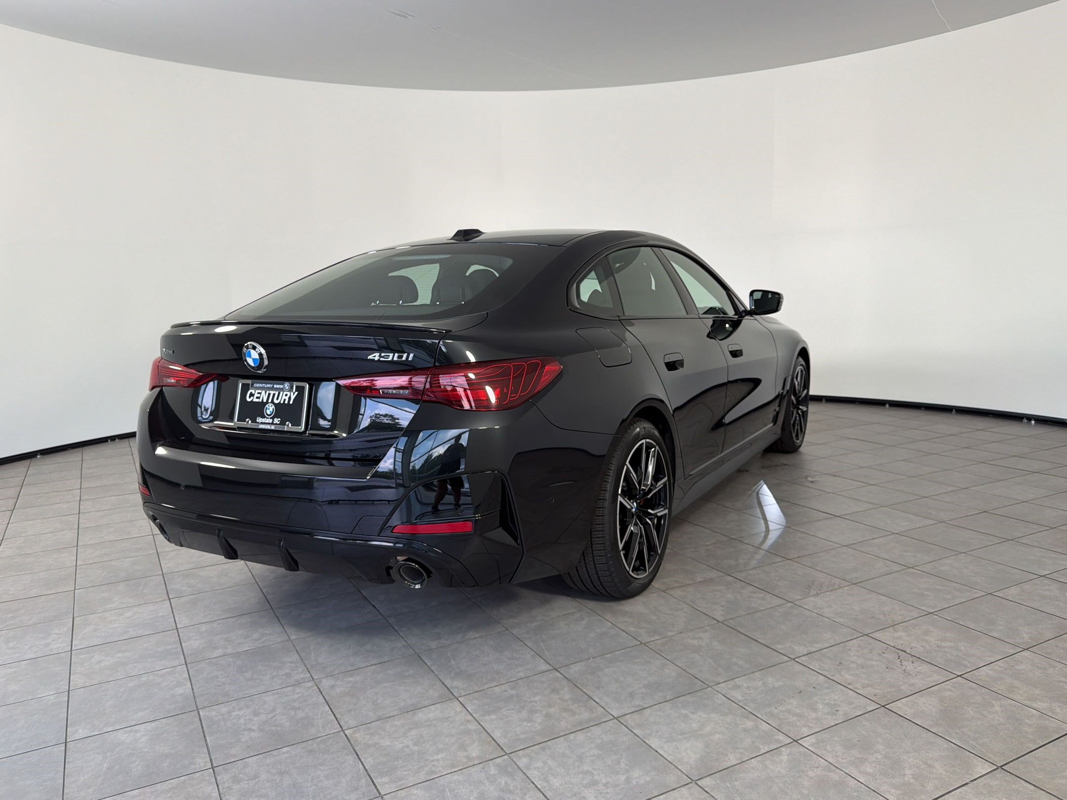 New 2026 BMW 430i xDrive w/ M Sport Package AWD/4WD image 9