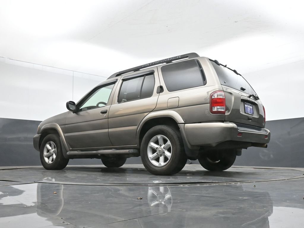 Used 2004 Nissan Pathfinder SE w/ (POP) SE Popular Pkg image 35