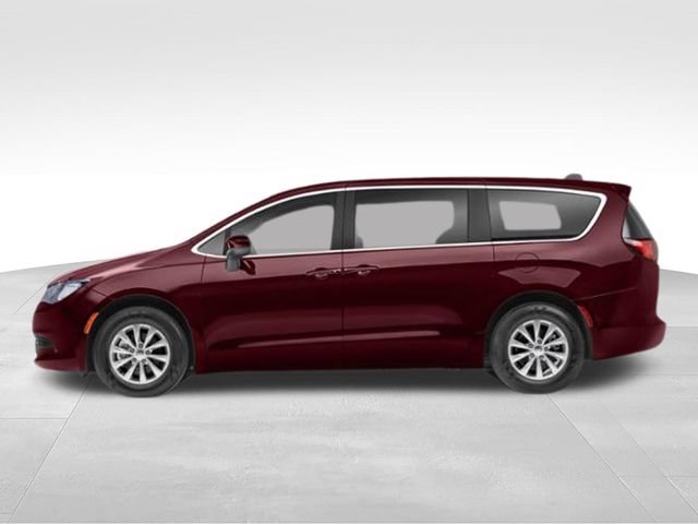 Used 2022 Chrysler Voyager LX FWD image 2