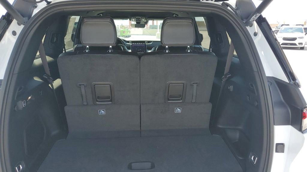 New 2025 Jeep Grand Cherokee L Limited w/ Black Appearance Package image 10