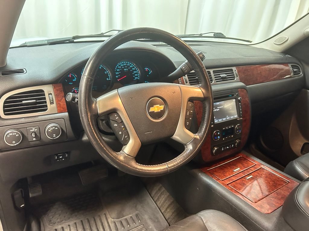 Used 2012 Chevrolet Suburban LTZ AWD/4WD image 2