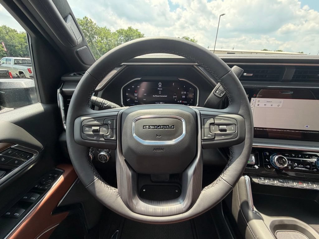 Used 2026 GMC Sierra 3500 Denali Ultimate AWD/4WD image 9