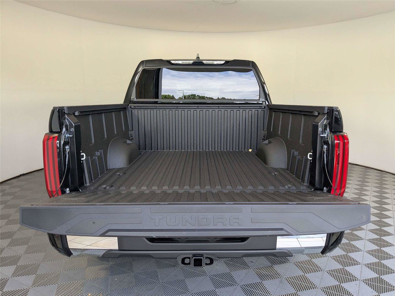 New 2026 Toyota Tundra SR5 AWD/4WD image 7