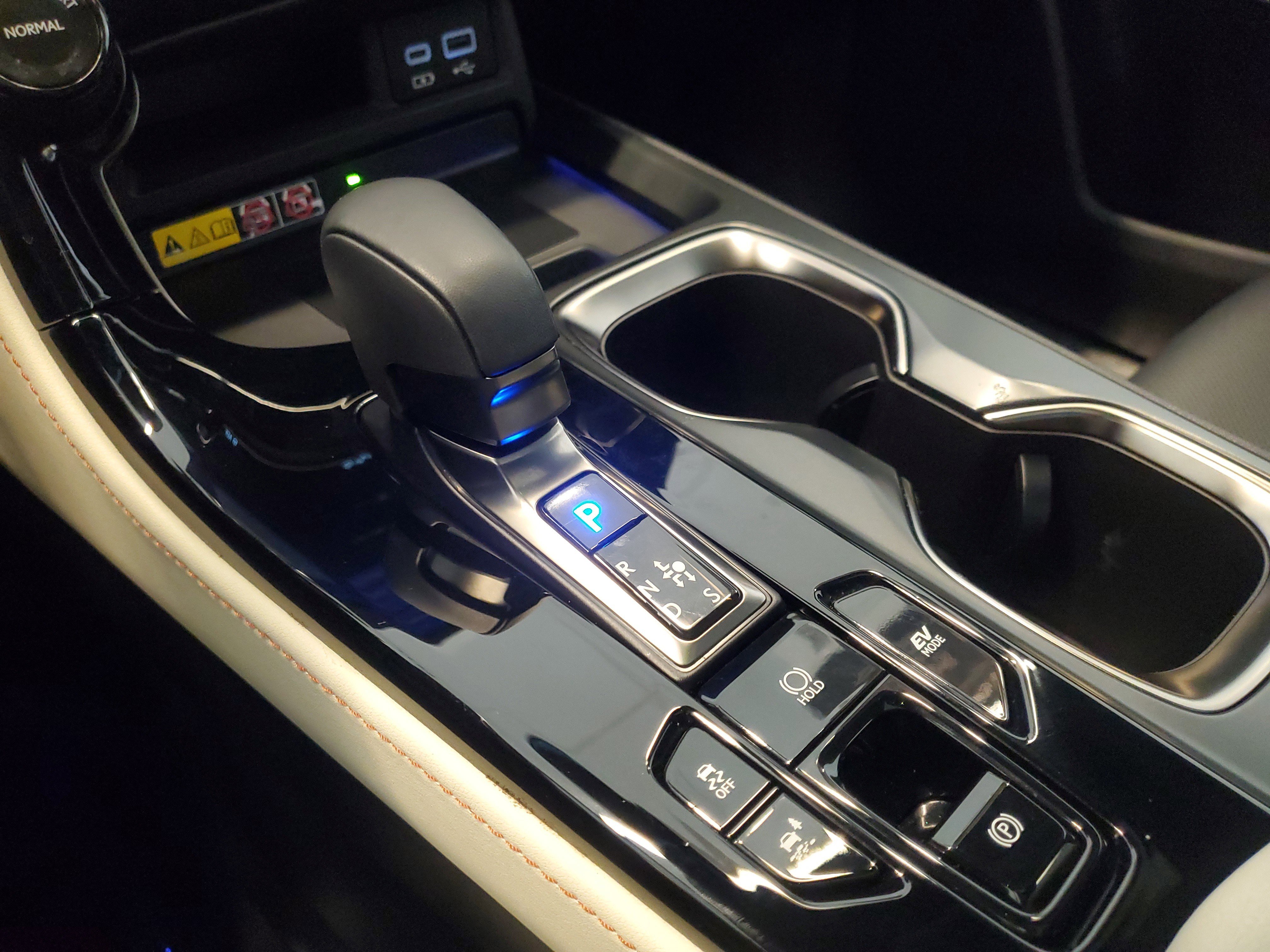 Used 2023 Lexus NX 350h NX 350h Premium image 34