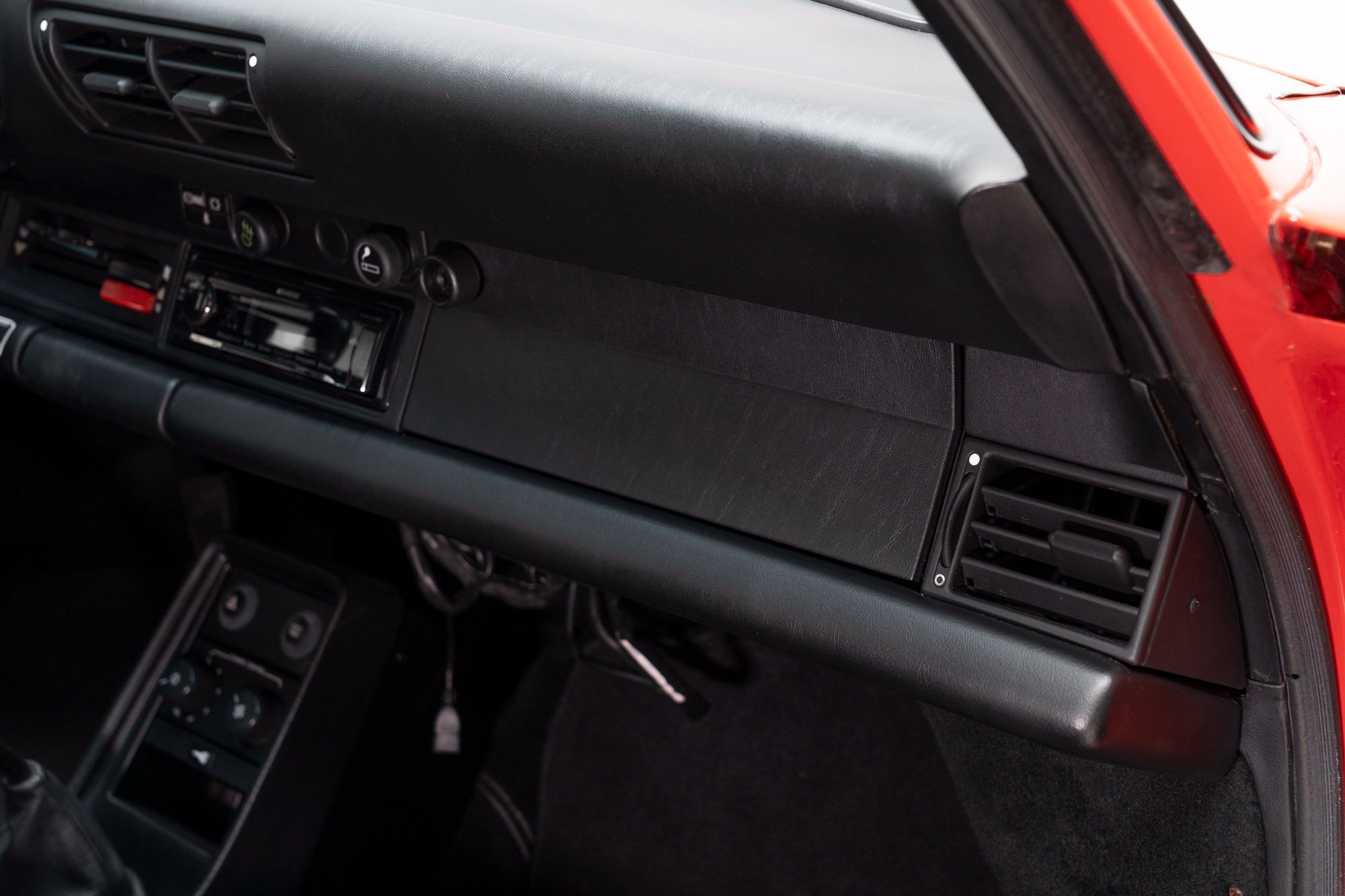 Used 1987 Porsche 911 Carrera RWD image 42