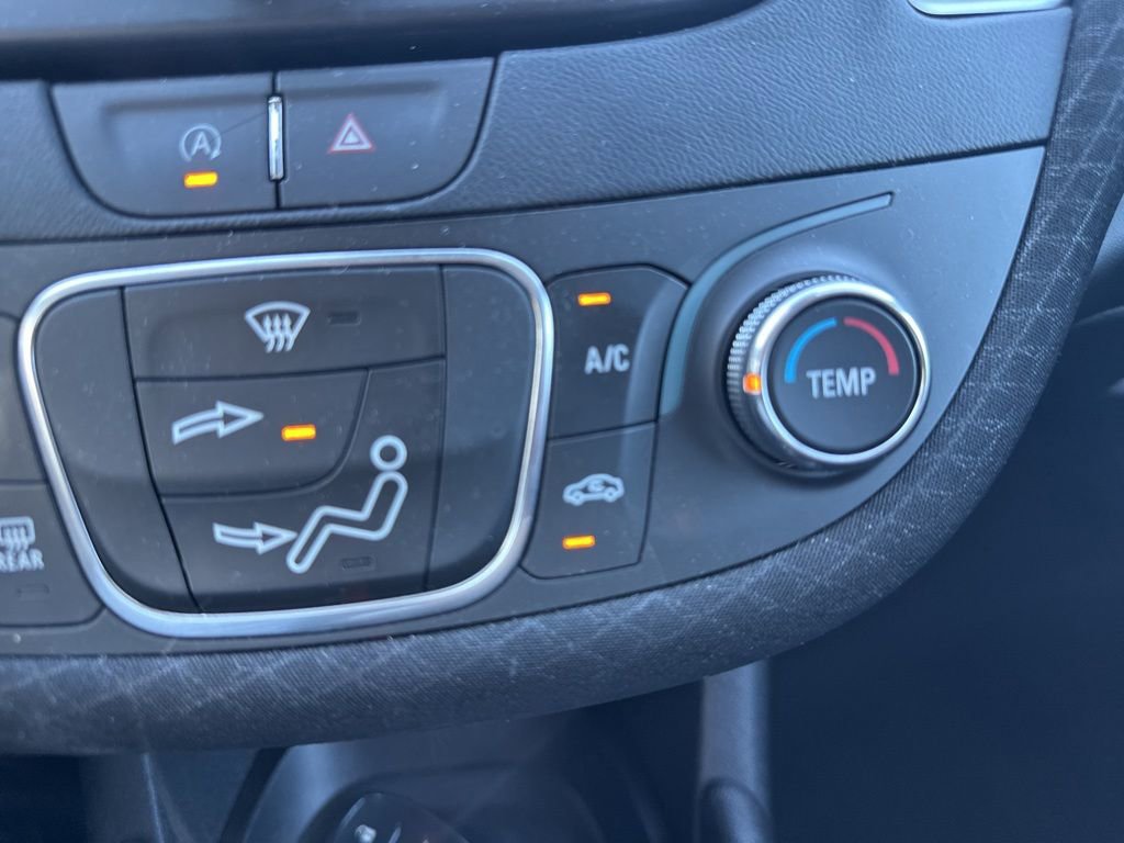 Used 2025 Chevrolet Malibu LS image 18