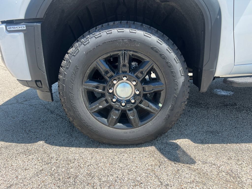 New 2026 GMC Sierra 2500 AT4 w/ AT4 Premium Plus Package AWD/4WD image 32