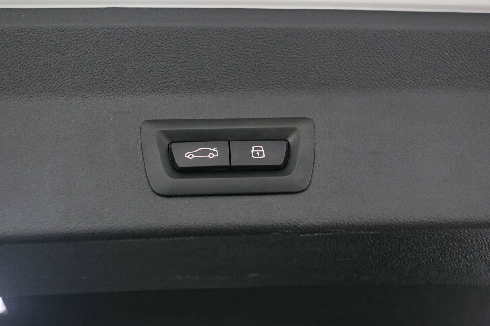 Used 2024 BMW X3 xDrive30i AWD/4WD image 13