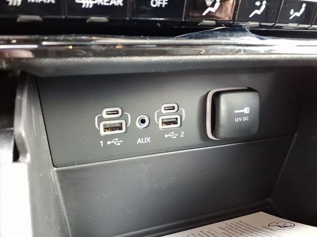 New 2025 Jeep Grand Cherokee L Limited w/ Black Appearance Package image 23