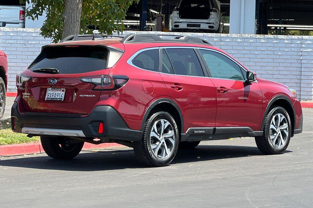 Used 2022 Subaru Outback Limited AWD/4WD image 4
