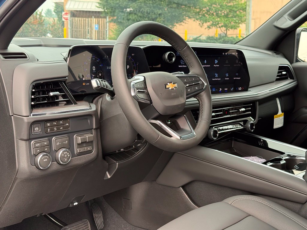 New 2026 Chevrolet Suburban LT w/ Comfort Package AWD/4WD image 23