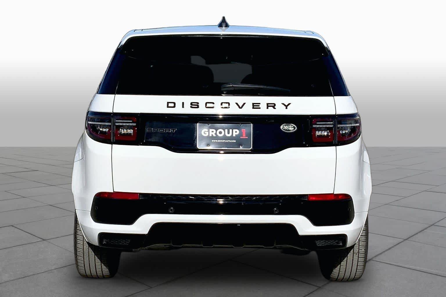 Used 2023 Land Rover Discovery Sport SE R-Dynamic AWD/4WD image 5