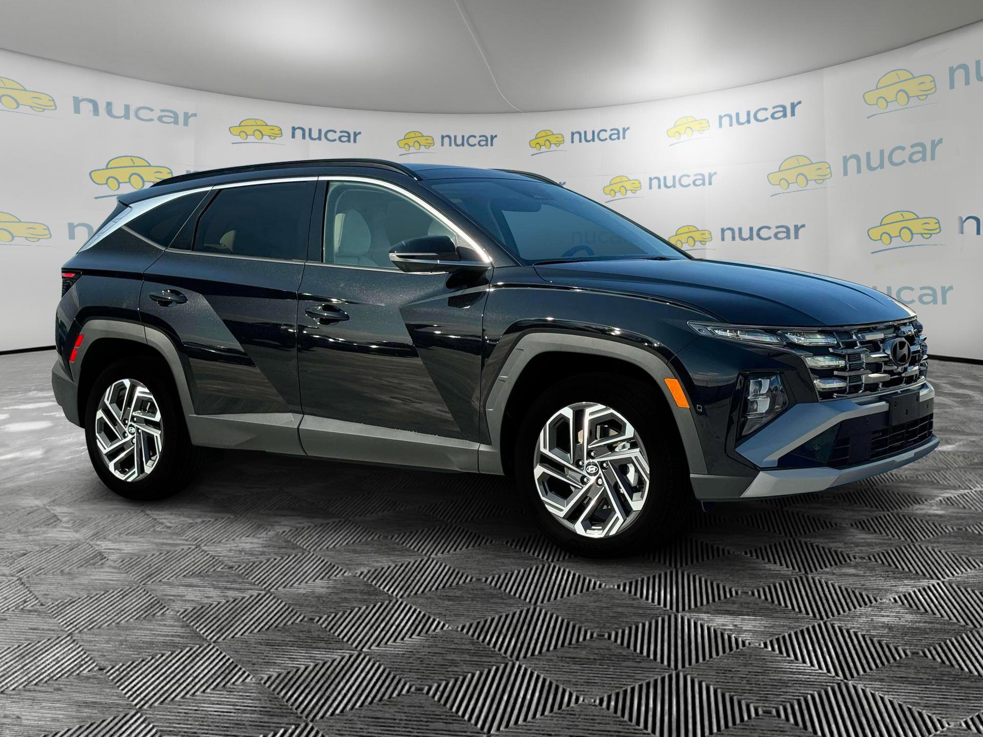 New 2025 Hyundai Tucson Limited image 10