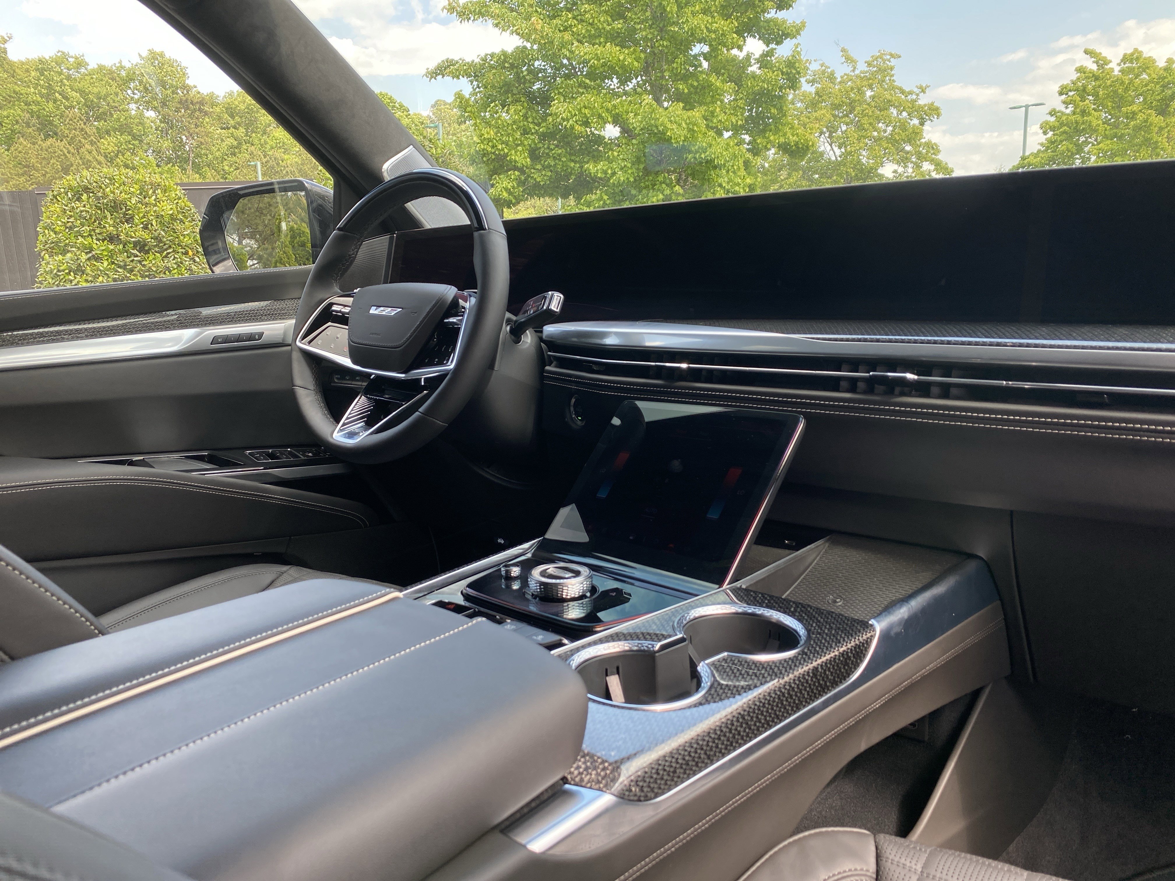 Used 2026 Cadillac Escalade V AWD/4WD image 6
