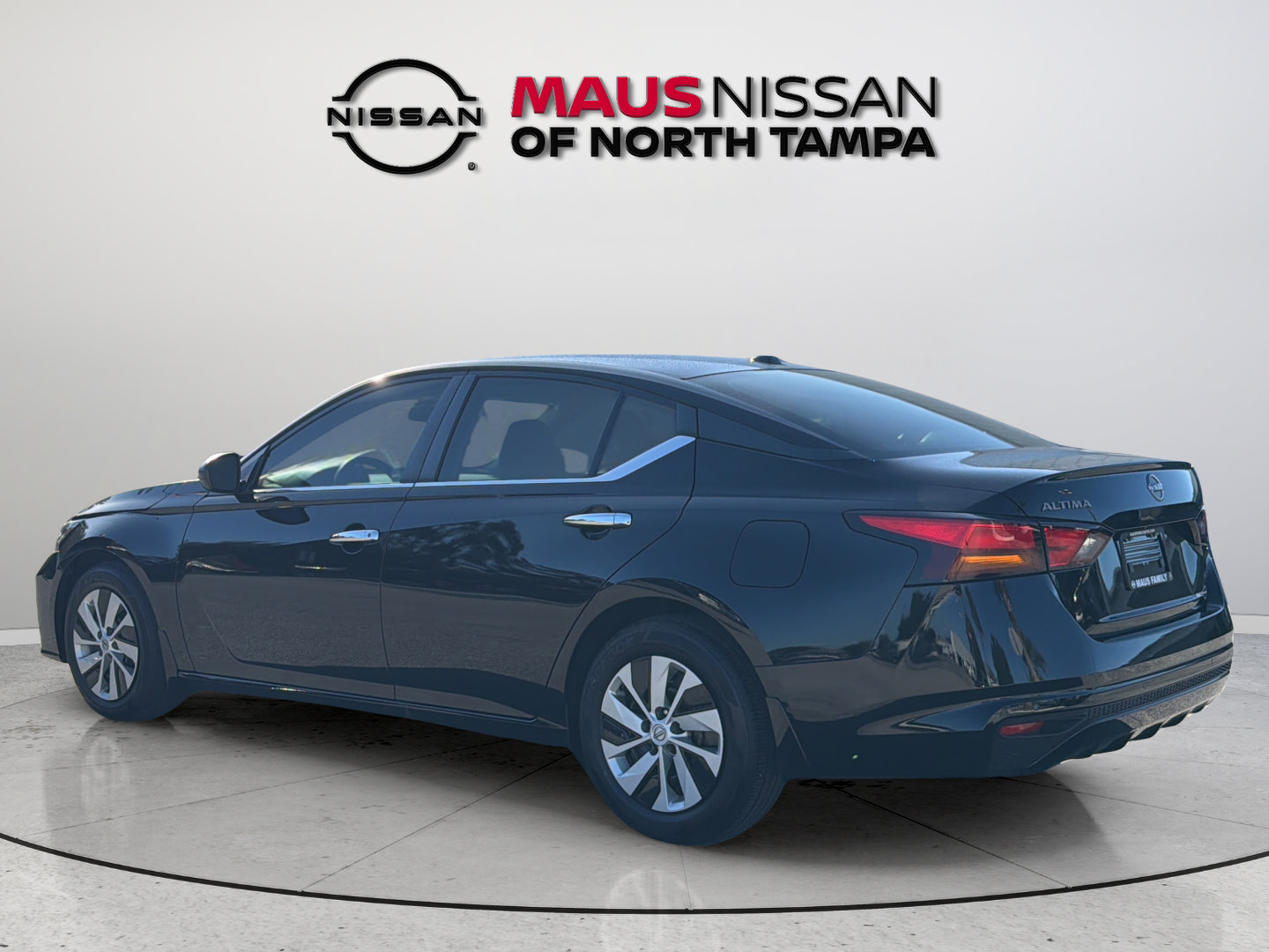 Used 2025 Nissan Altima 2.5 S FWD image 7