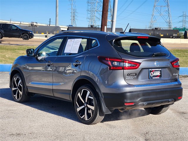 Used 2022 Nissan Rogue Sport SL w/ Premium Package image 5