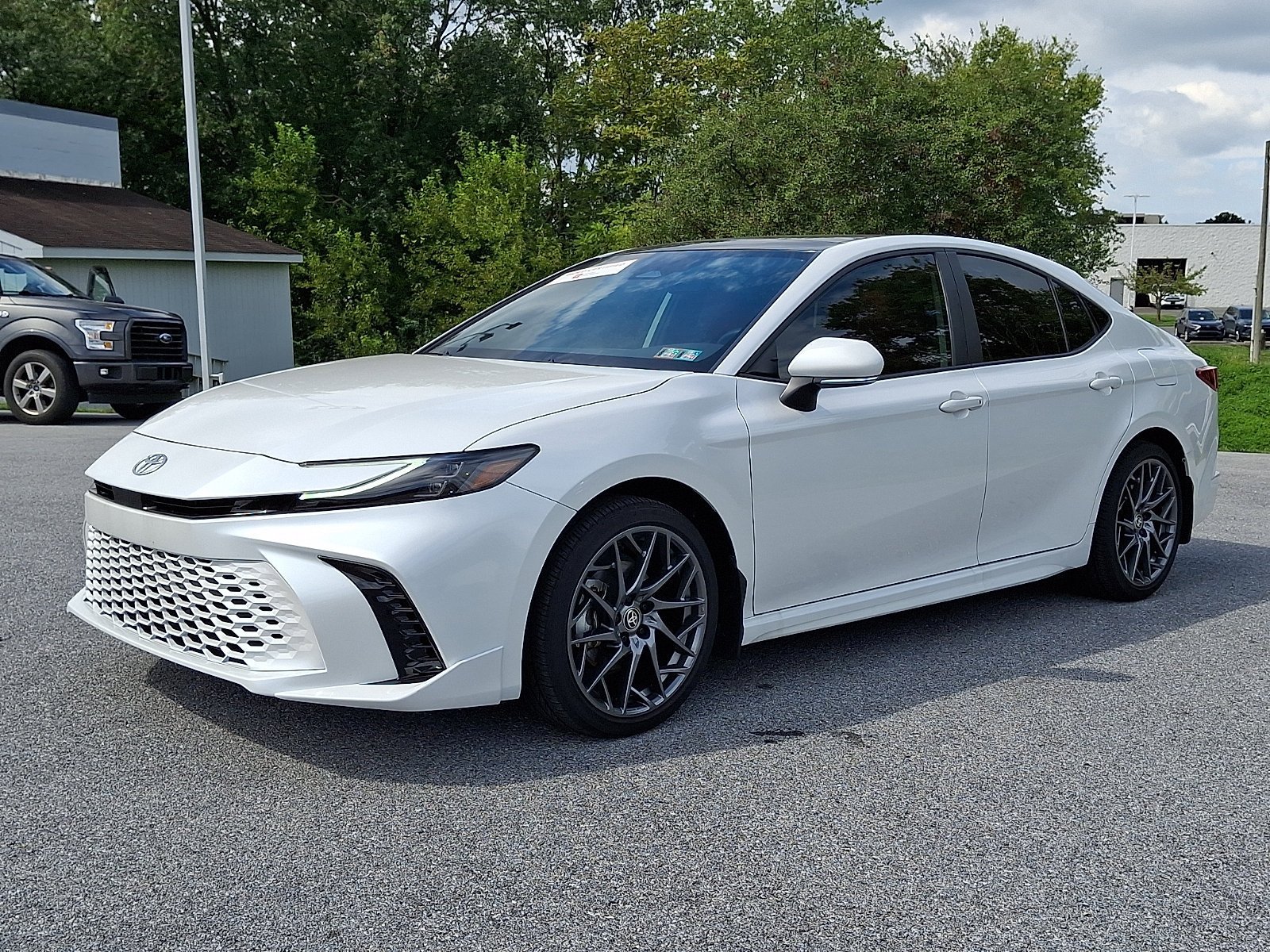 Certified 2025 Toyota Camry XSE AWD/4WD image 3