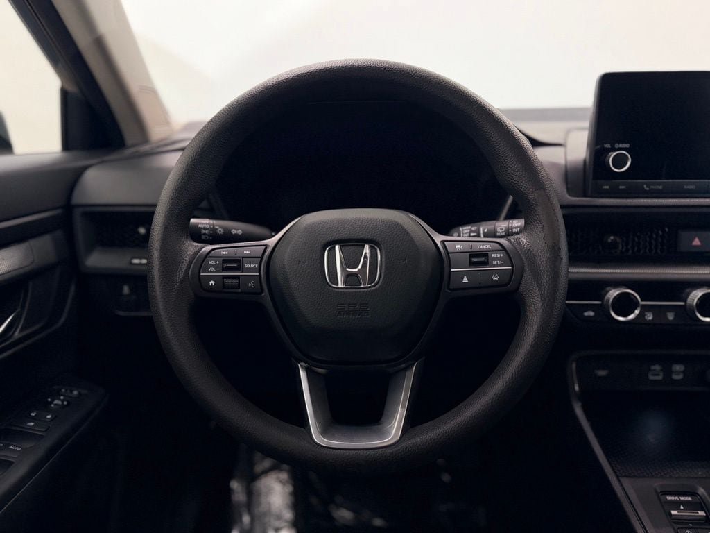 Used 2025 Honda CR-V EX image 14