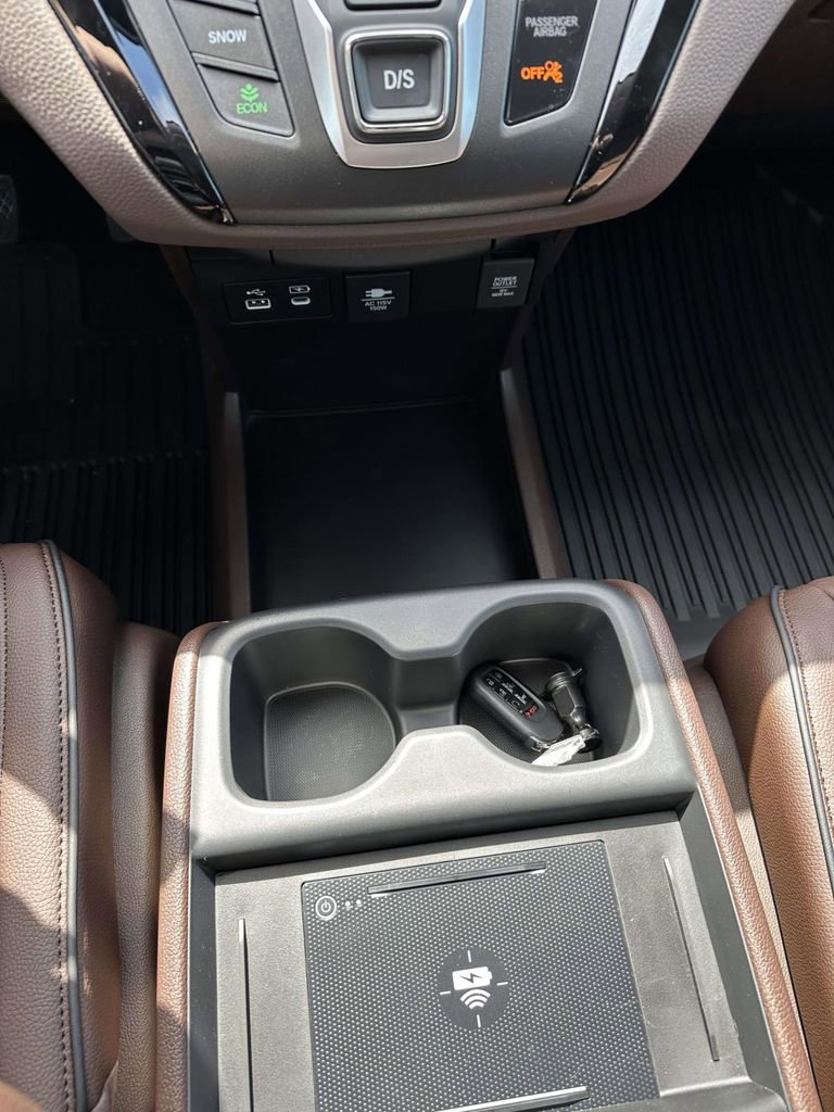 New 2026 Honda Odyssey Touring image 21