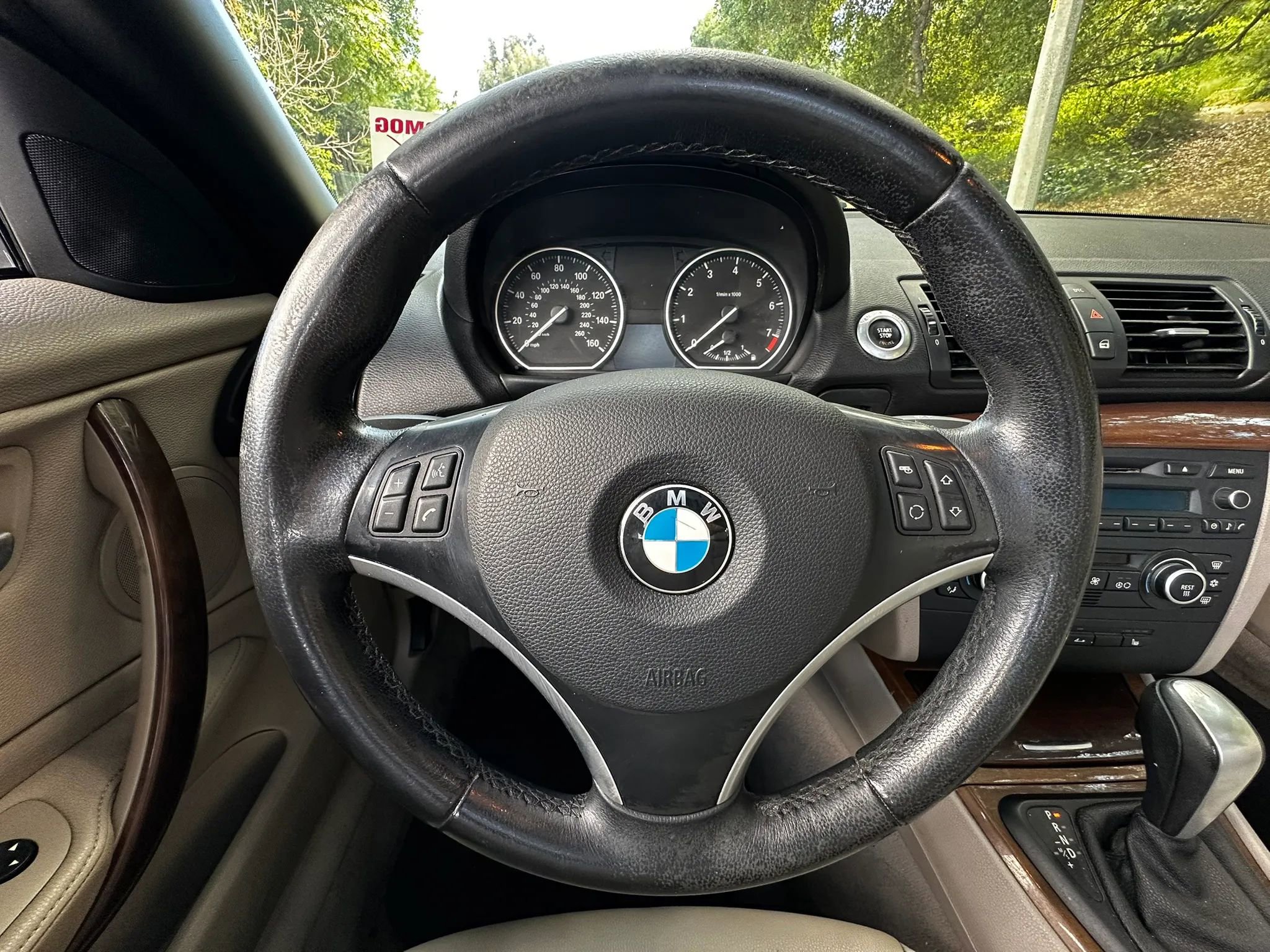 Used 2009 BMW 128i Convertible image 38