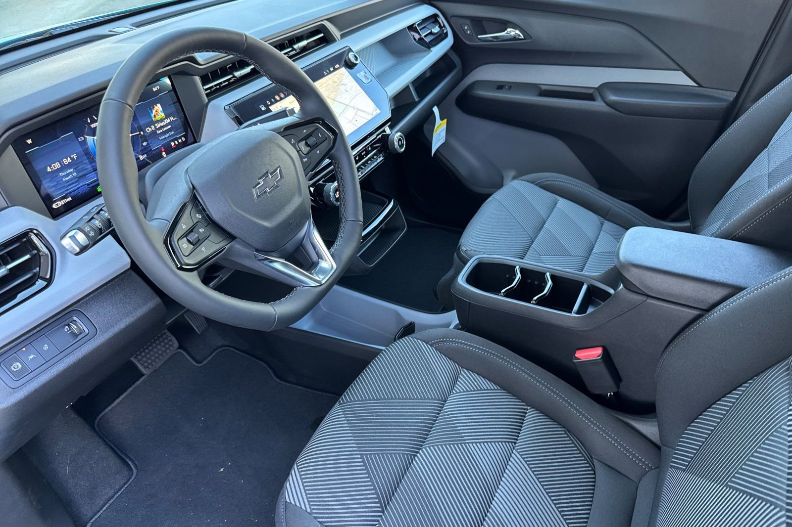 New 2027 Chevrolet Bolt LT w/ Comfort Package image 9