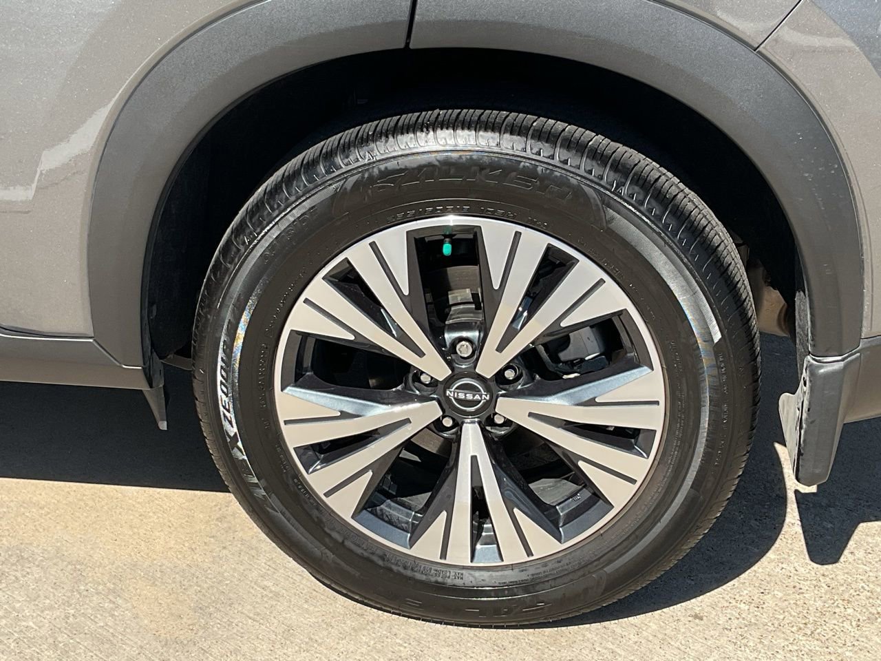 Certified 2023 Nissan Rogue SV image 8