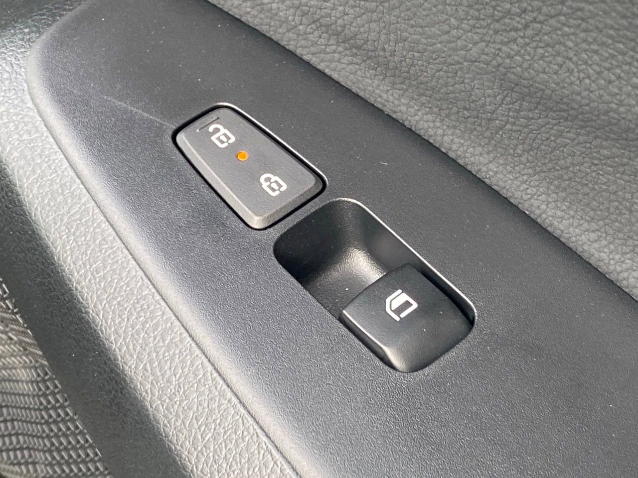 New 2026 Kia Seltos EX image 25