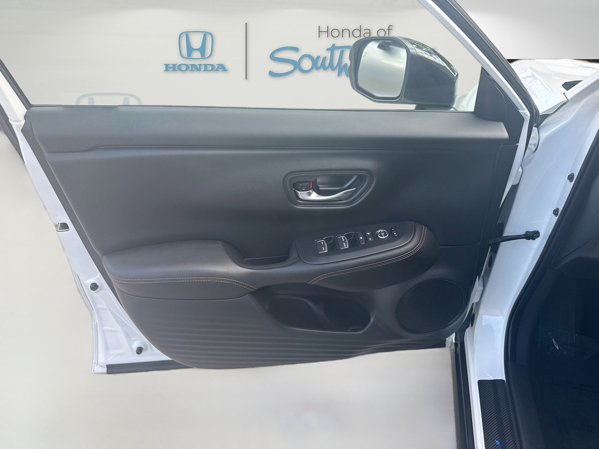 Certified 2026 Honda HR-V Sport image 19
