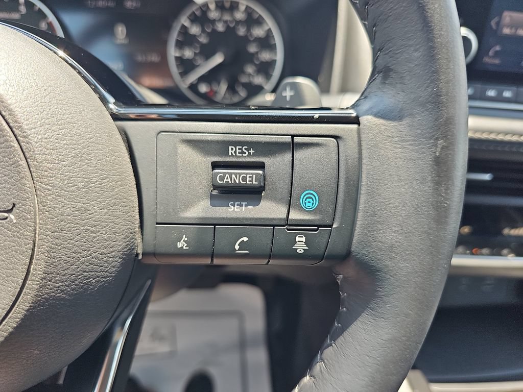 Used 2023 Nissan Rogue SV w/ SV Premium B Package AWD/4WD image 18