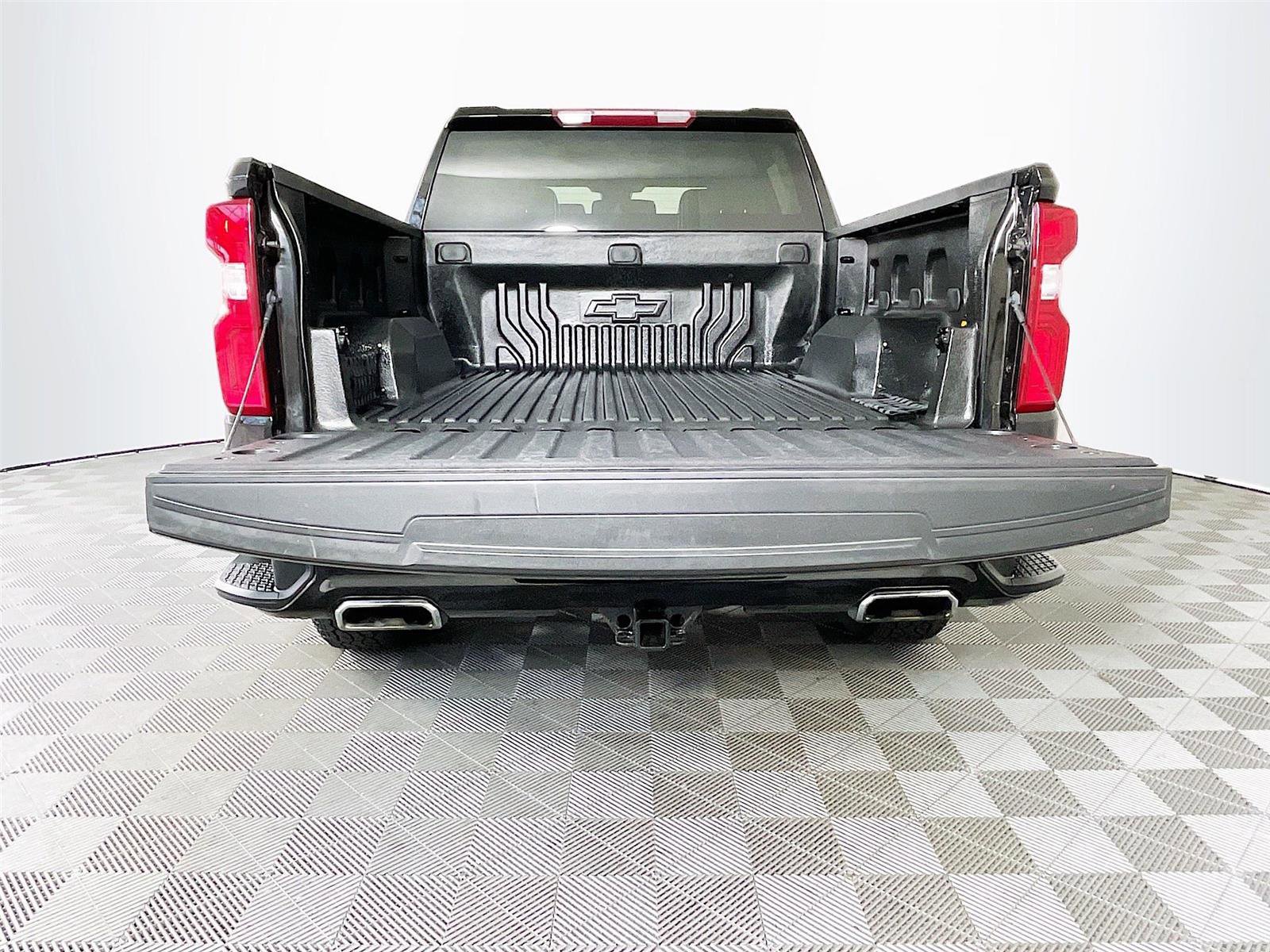 Used 2023 Chevrolet Silverado 1500 RST w/ Z71 Off-Road Package image 29