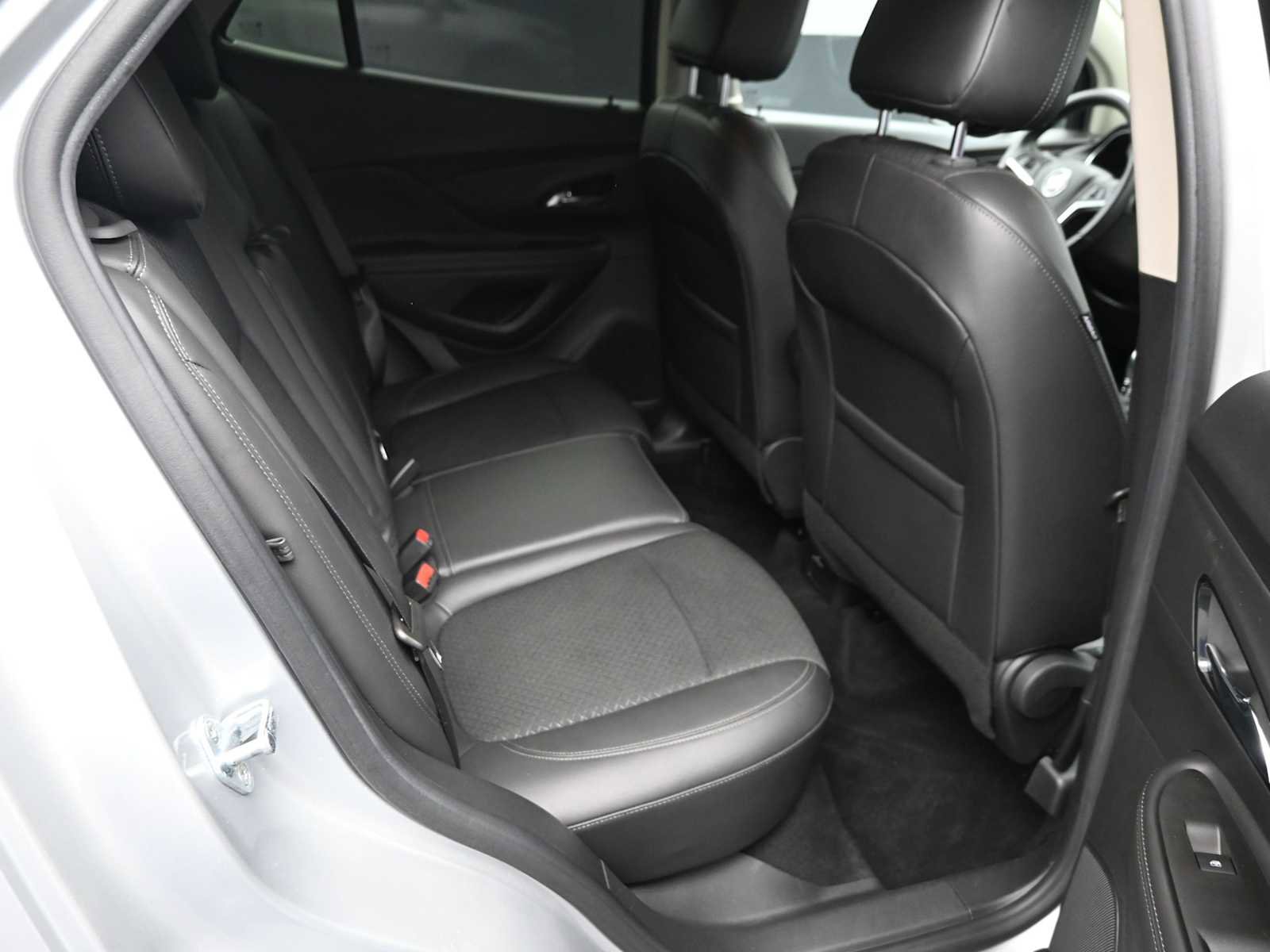 Used 2022 Buick Encore Preferred w/ Safety Package AWD/4WD image 26