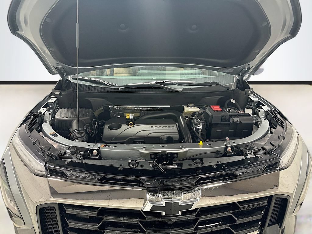 New 2026 Chevrolet Equinox ACTIV FWD image 35
