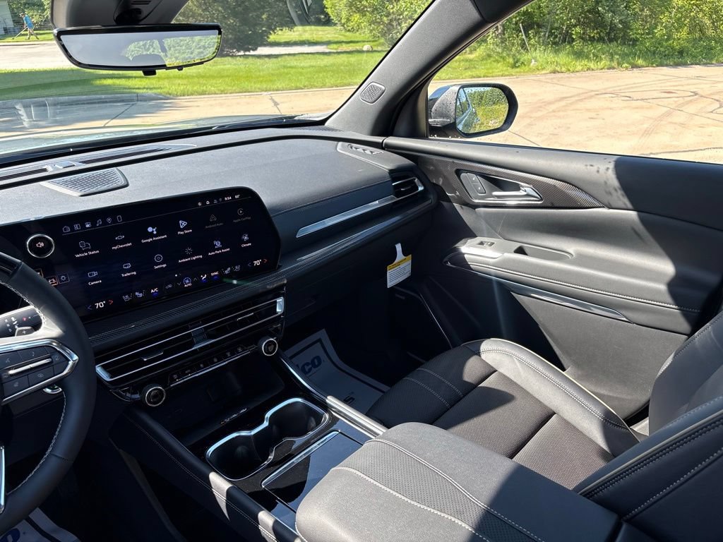 New 2026 Chevrolet Traverse High Country w/ LPO, Floor Liner Package AWD/4WD image 57