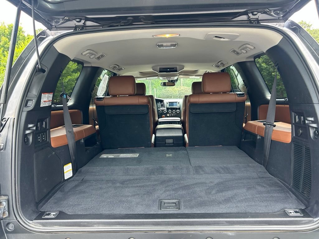 Used 2022 Toyota Sequoia Platinum AWD/4WD image 45