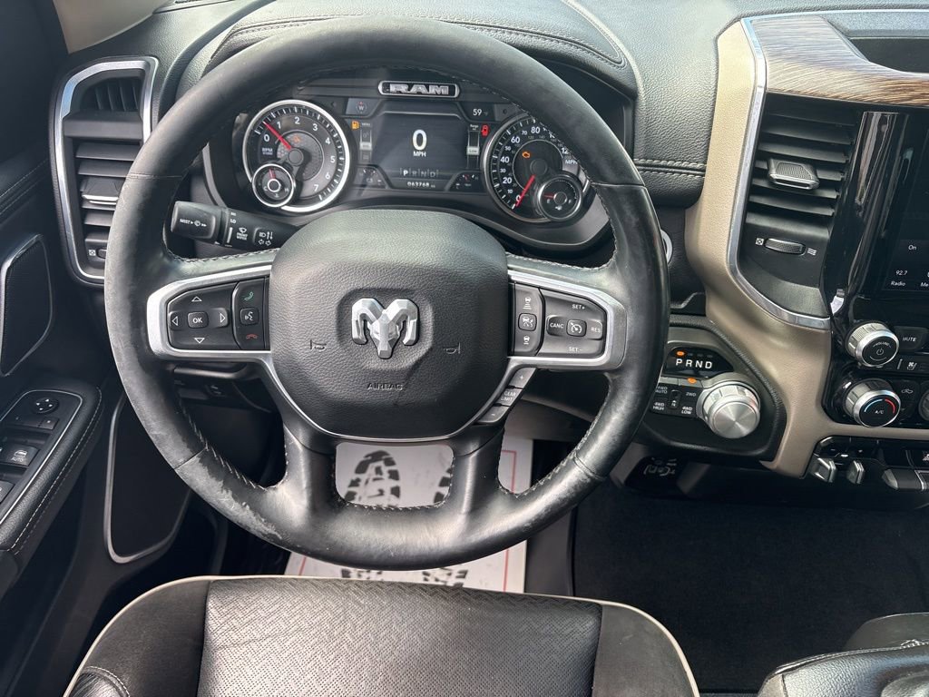 Used 2019 RAM 1500 Laramie AWD/4WD image 16