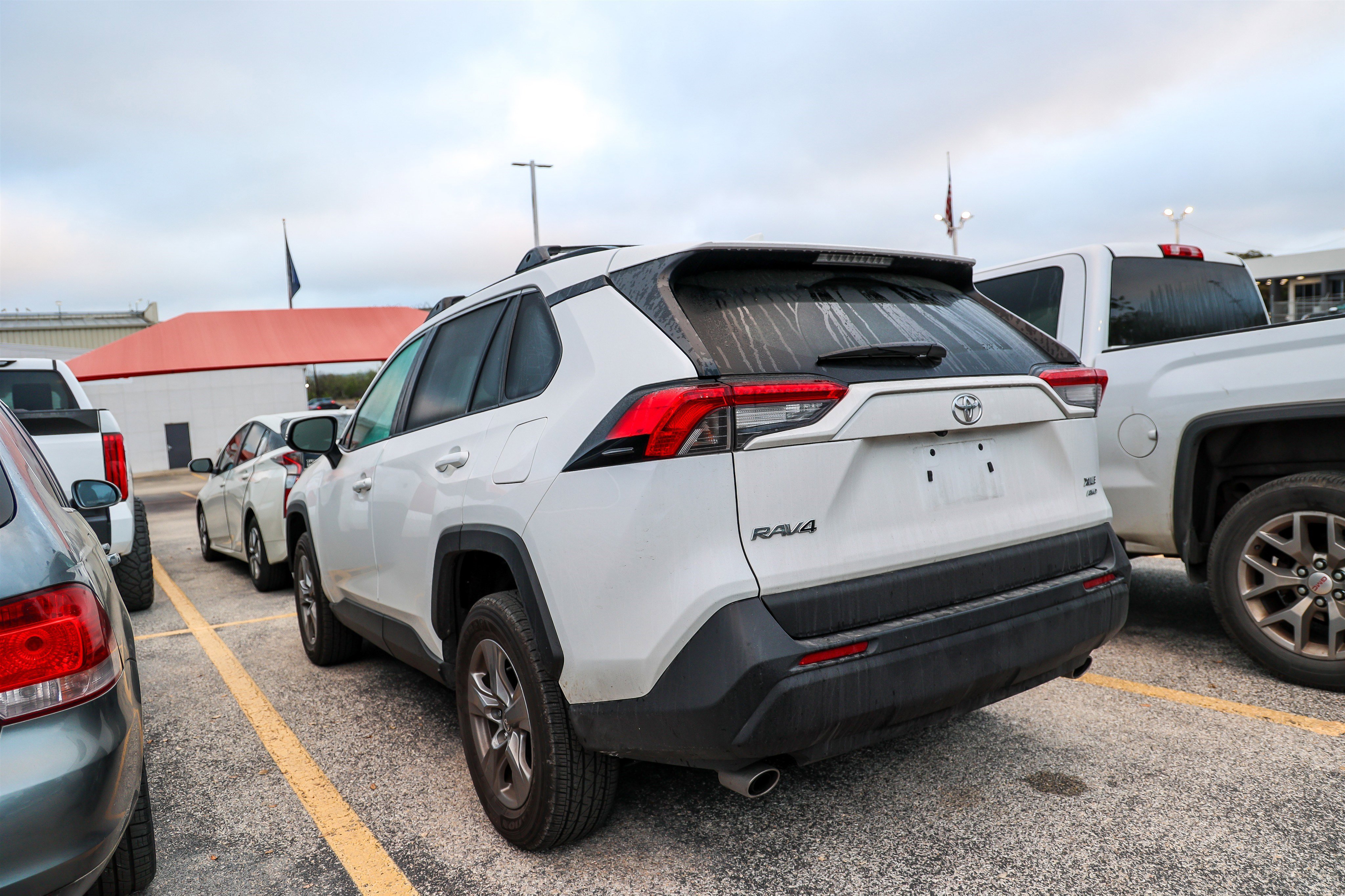 Certified 2025 Toyota RAV4 XLE w/ Convenience Package image 9