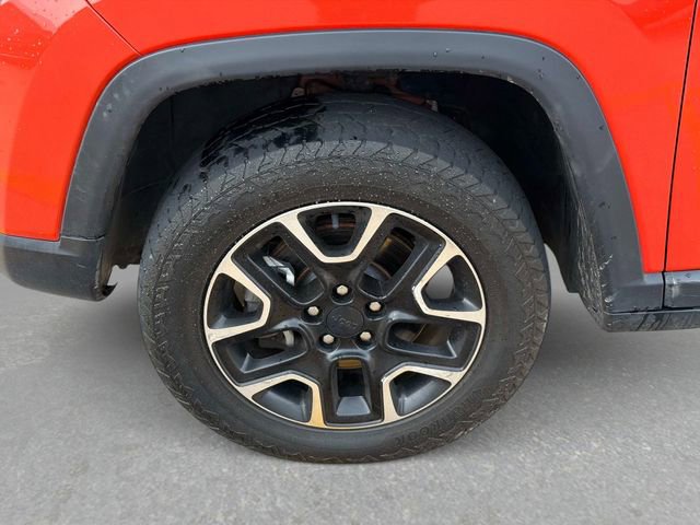 Used 2020 Jeep Compass Trailhawk w/ Leather Interior Group AWD/4WD image 11