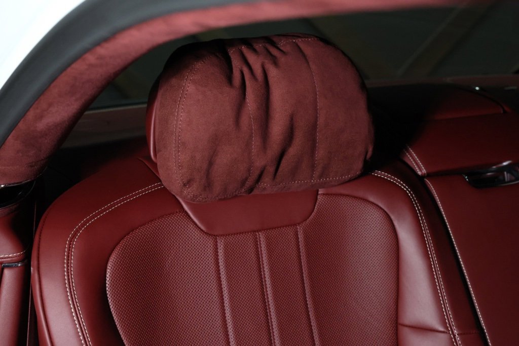 Used 2020 Bentley Flying Spur W12 image 26