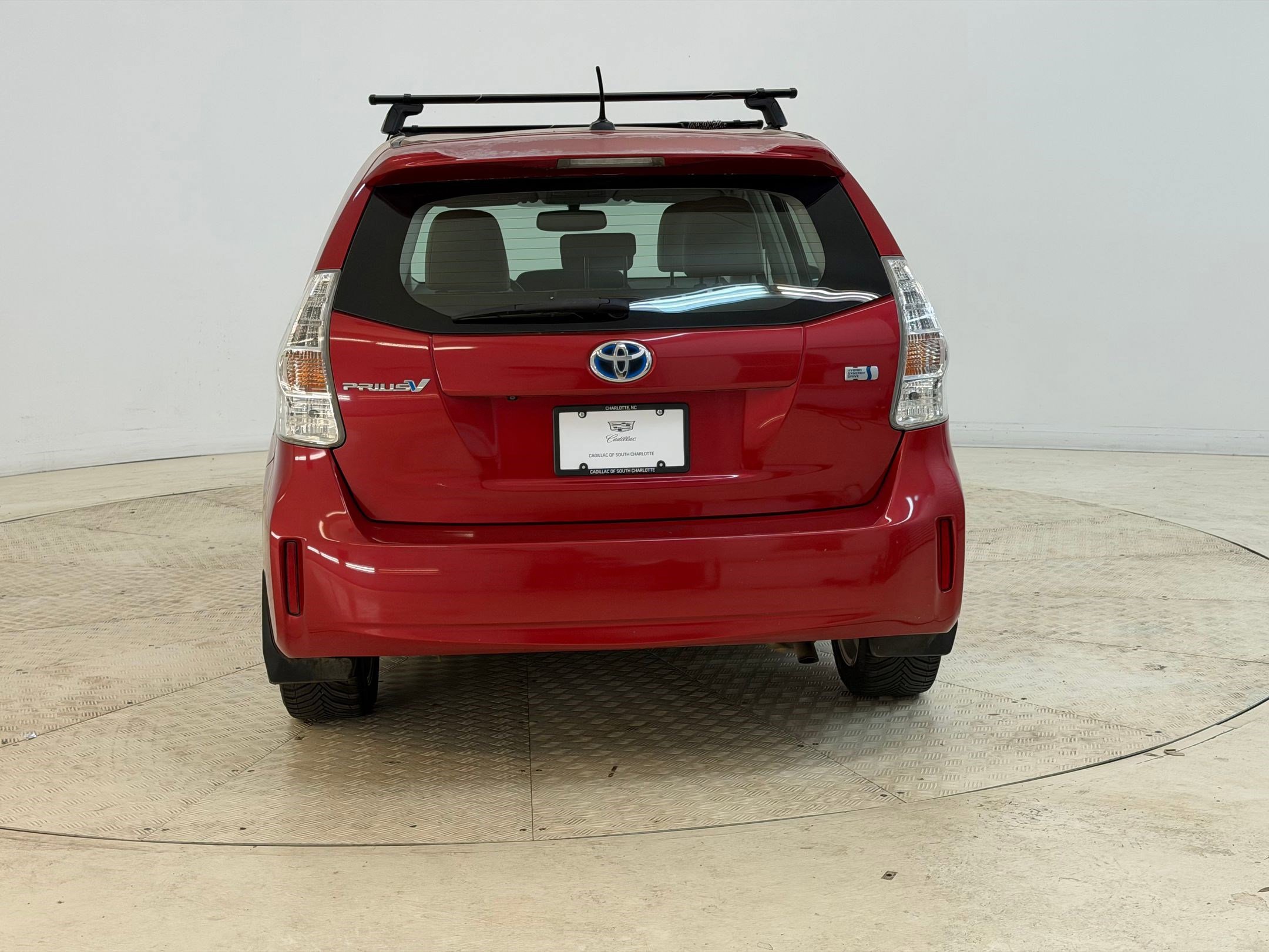 Used 2012 Toyota Prius V Five image 10